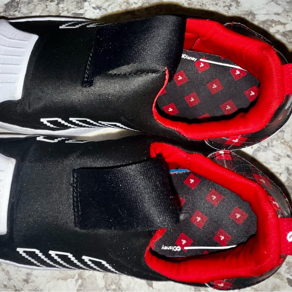 adidas Kids' Sneakers in Red and Black Plaid - Picture 6 of 9